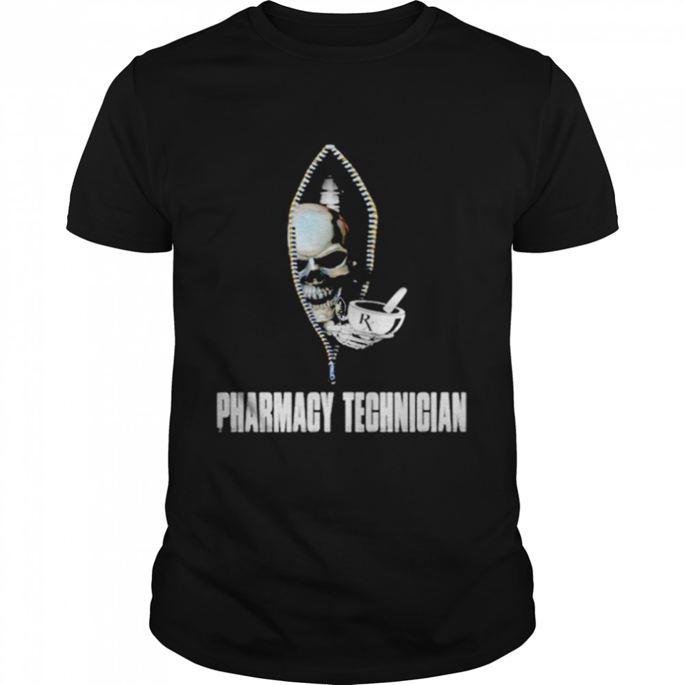 Skull Pharmacy Technician  Classic Men's T-shirt