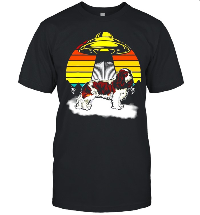 Cavalier King Charles Spaniel Alien Ship Vintage Retro T-shirt