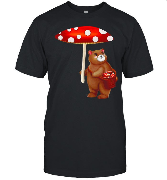 Cottagecore Aesthetic Foraging Bear With Mushroom Umbrella T-shirt Classic Men's T-shirt