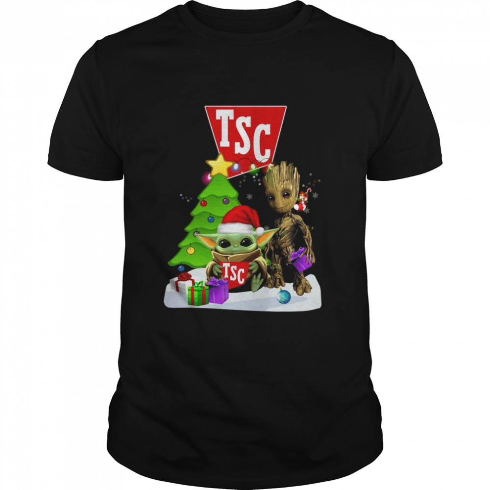 santa Bigfoot and Baby Yoda hug Tractor Supply Snow Christmas Tree shirt