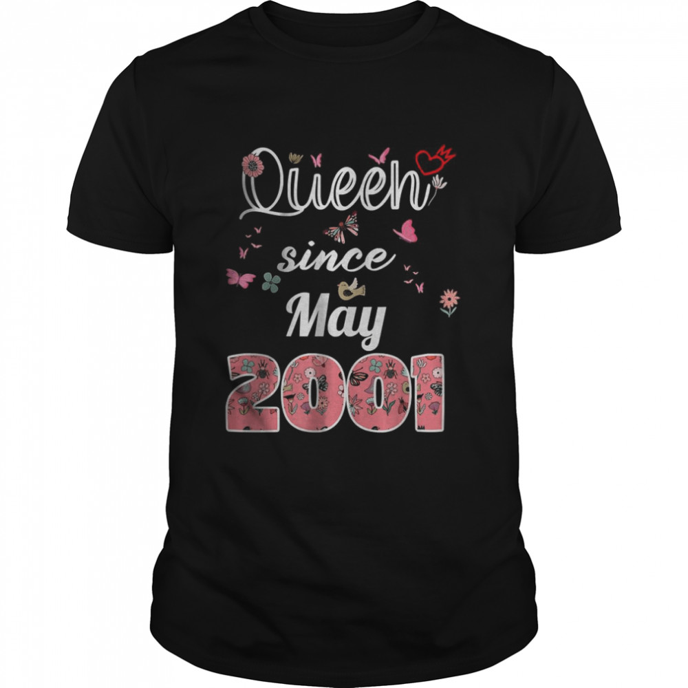 Queen since May 2001 flowers 2001 May Birthday T- Classic Men's T-shirt