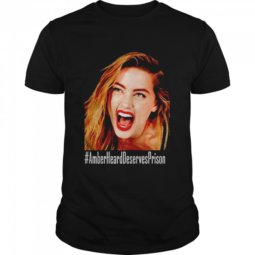 Amber Heard Deserves Prison T- Classic Men's T-shirt