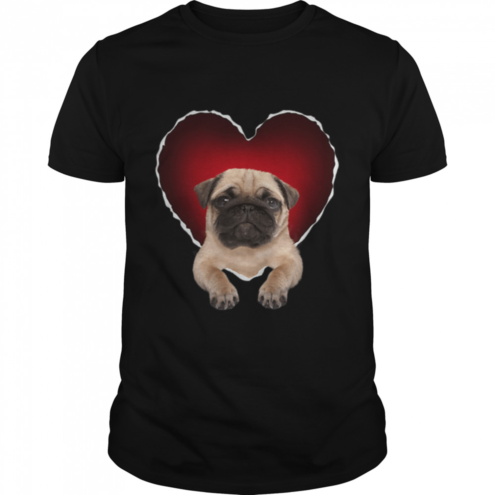 Pug in Heart Pug Lovers Gifts T-Shirt B0B1P1CW12