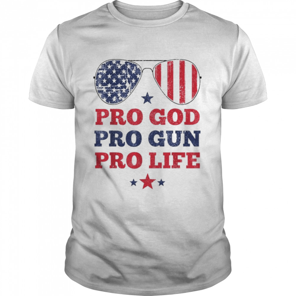 Pro God Pro Gun Pro Life USA American Sunglasses shirt Classic Men's T-shirt